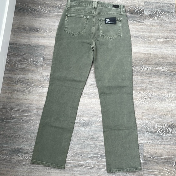 Paige Cindy High Rise Striaght Ankle Jeans - Picture 5 of 5